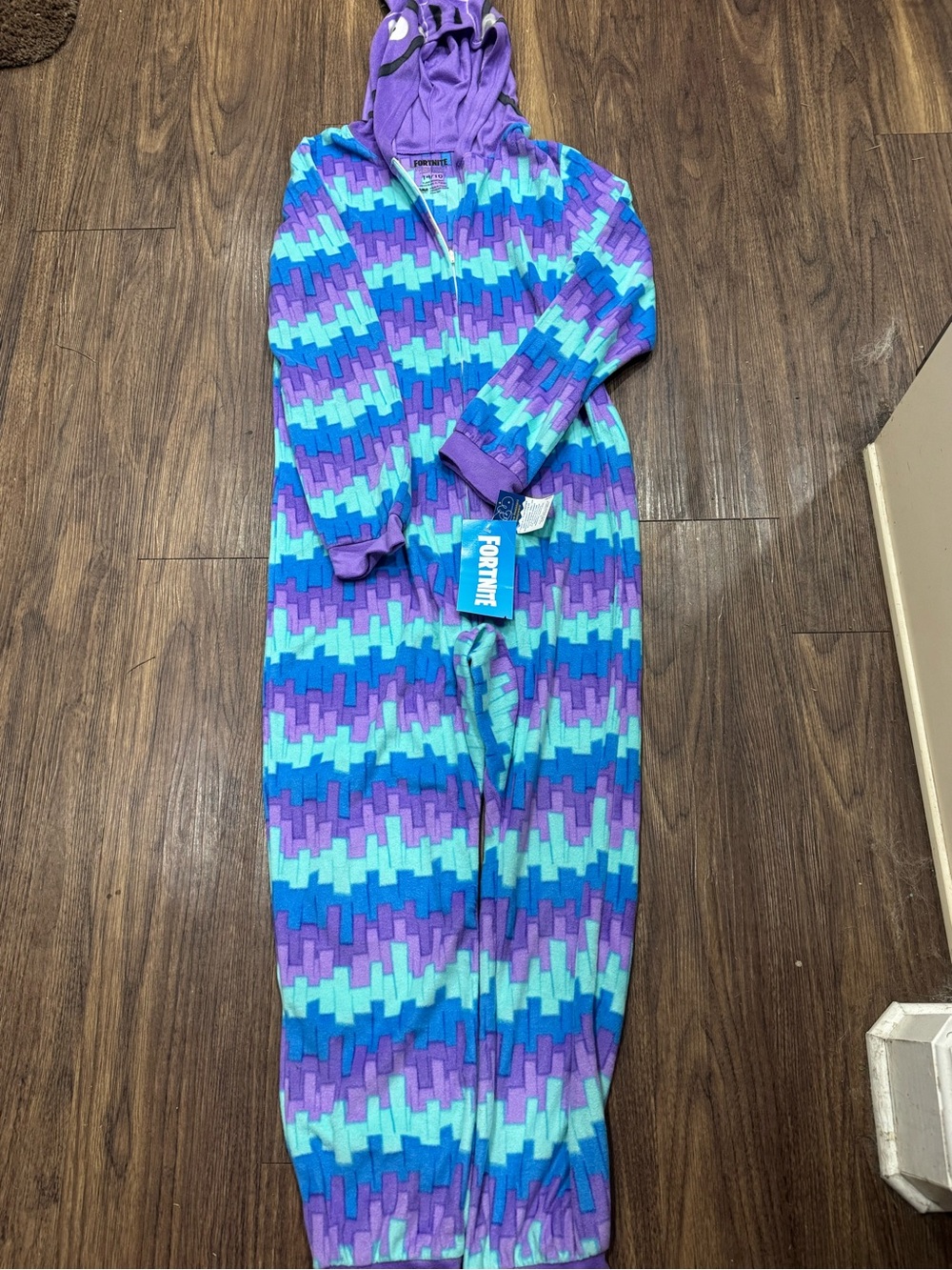 Fortnite Loot Llama hooded pajama One Pc Featuring a playful llama face (CL-5)